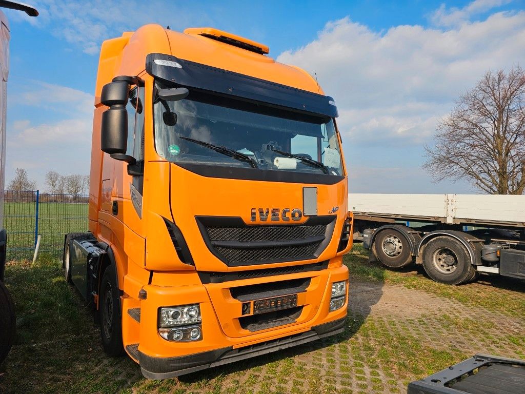 Fahrzeugabbildung Iveco 460 Hi Way, Standklima, Retarder, Euro 6