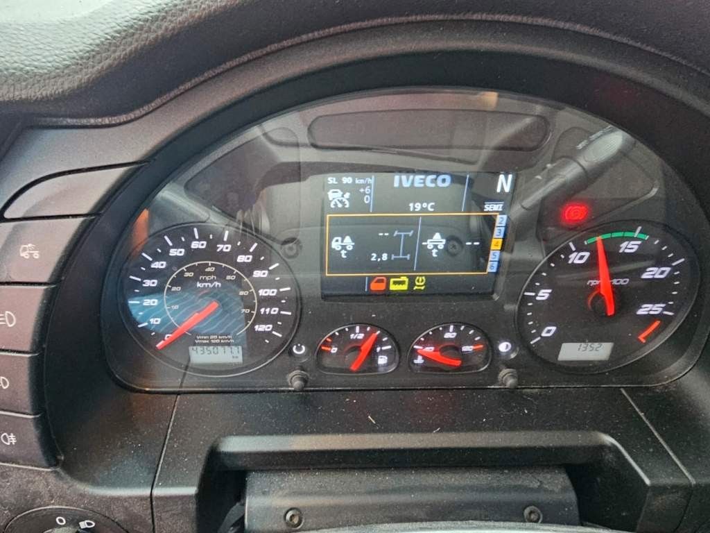 Fahrzeugabbildung Iveco 460 Hi Way, Standklima, Retarder, Euro 6