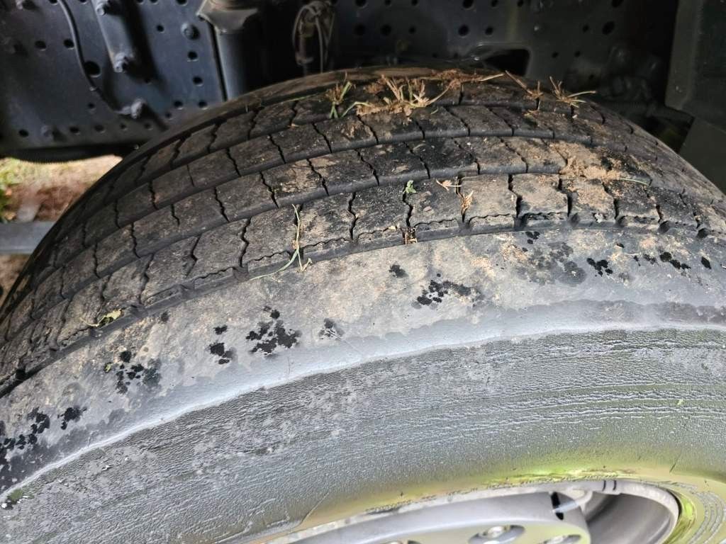 Fahrzeugabbildung Iveco 460 Hi Way, Standklima, Retarder, Euro 6