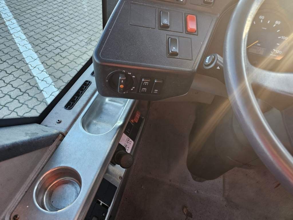 Fahrzeugabbildung Mercedes-Benz O530 Gelenbus, Retarder, Vollklima, 354 PS, EEV