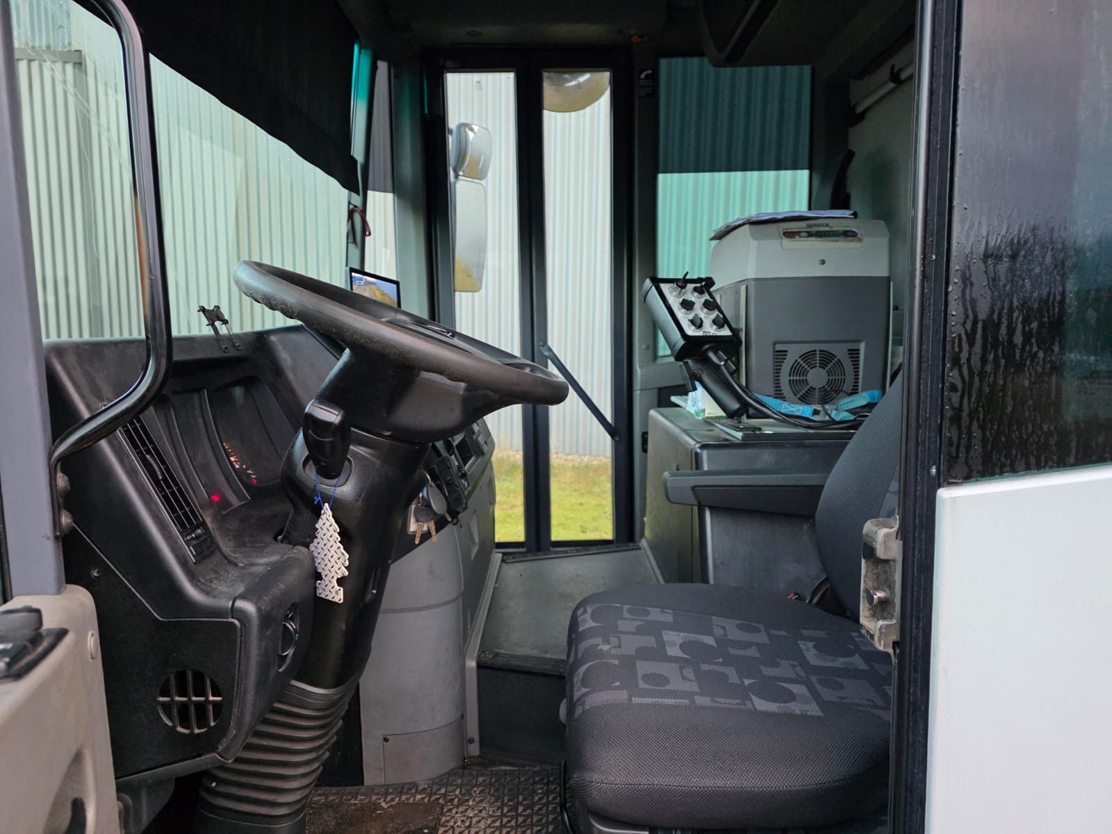 Fahrzeugabbildung Mercedes-Benz 2635 NTM 2 Kammern 12,6+6,2 cbm, Klima