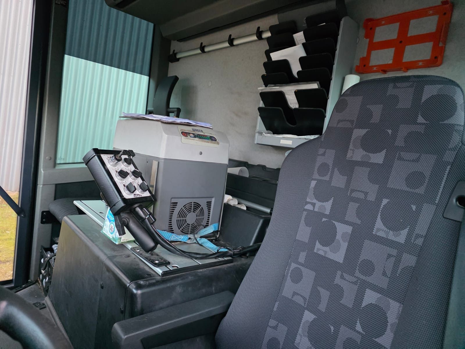 Fahrzeugabbildung Mercedes-Benz 2635 NTM 2 Kammern 12,6+6,2 cbm, Klima