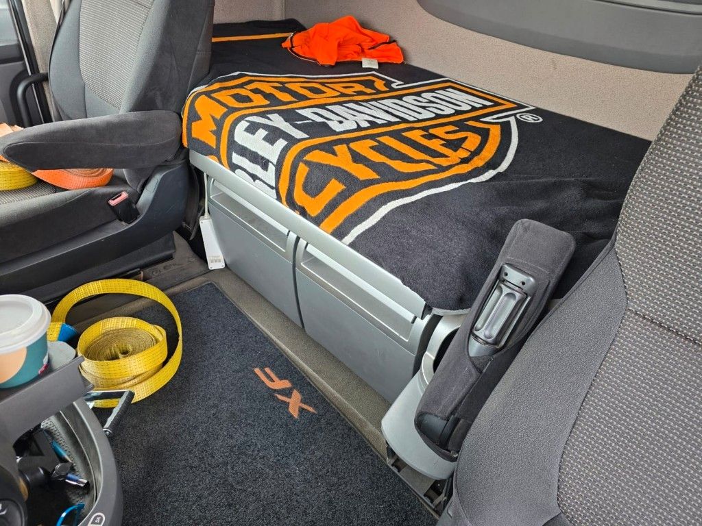 Fahrzeugabbildung DAF XF 510 BDF, ZF mit Brücks und Hänger+Brücke, ADR