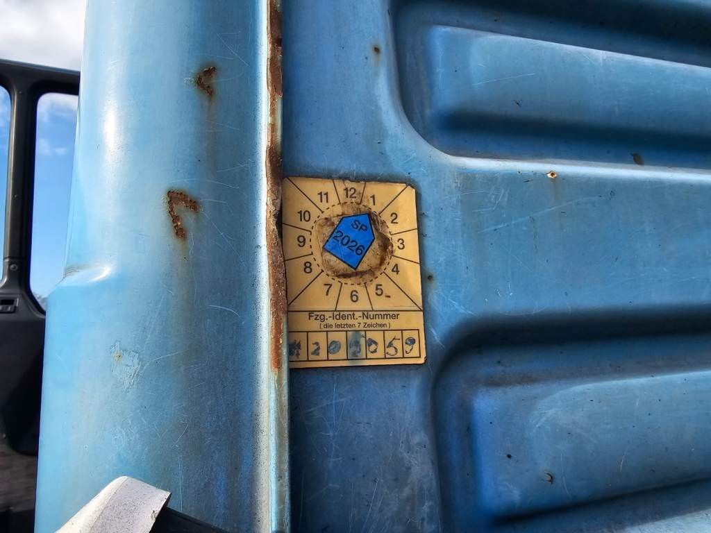 Fahrzeugabbildung MAN 26.293 6x4 Betonmi. 8 cbm Intermix Trommel v2001