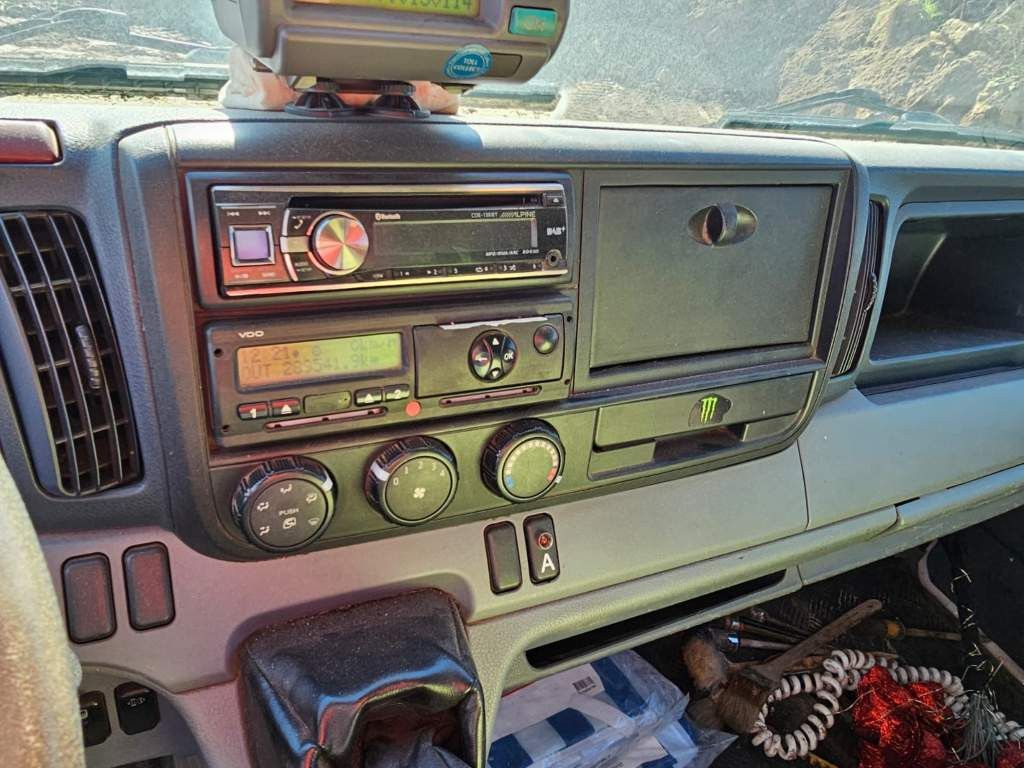 Fahrzeugabbildung FUSO 7C15 Palfinger Absetzer