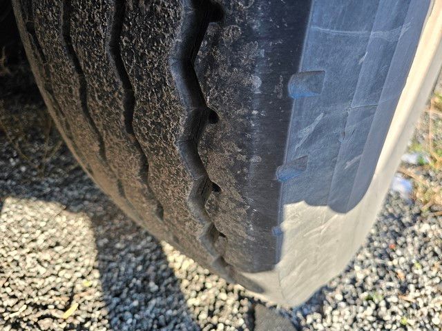 Fahrzeugabbildung Vanhool Tankchassis + Tankcontainer,363.054 Km