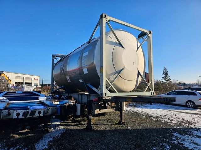 Fahrzeugabbildung Vanhool Tankchassis + Tankcontainer,363.054 Km