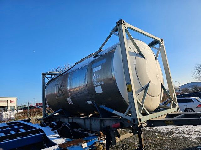Fahrzeugabbildung Vanhool Tankchassis + Tankcontainer,363.054 Km