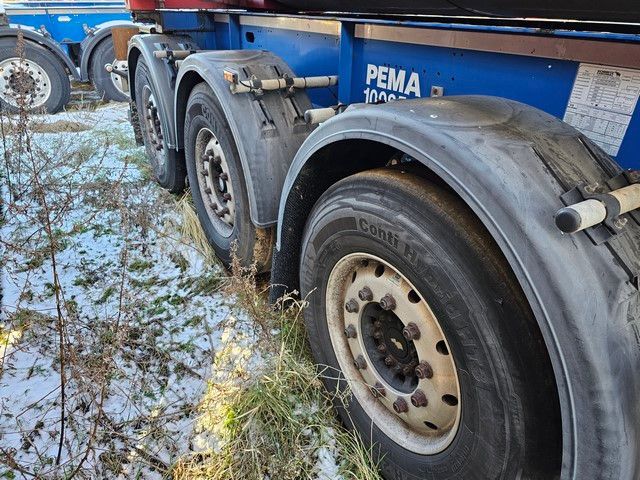 Fahrzeugabbildung Schmitz Cargobull 20" Tankconatinerchassis + Tankcontainer