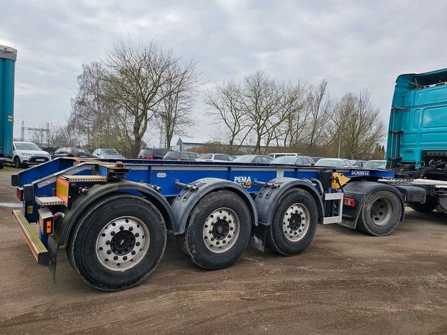 Fahrzeugabbildung Schmitz Cargobull 20" Tankconatinerchassis + Tankcontainer