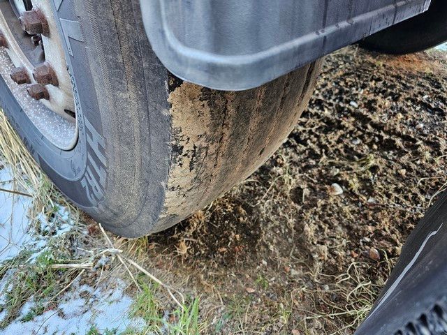 Fahrzeugabbildung Schmitz Cargobull 20" Tankconatinerchassis + Tankcontainer