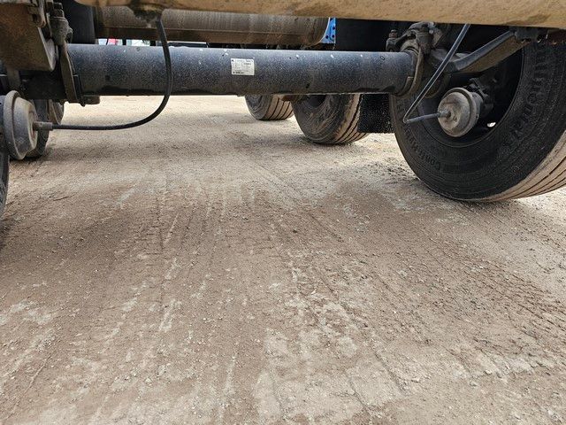 Fahrzeugabbildung Schmitz Cargobull 20" Tankconatinerchassis + Tankcontainer