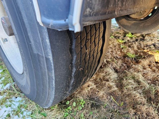 Fahrzeugabbildung Vanhool Tankchassis mit Tankcontainer