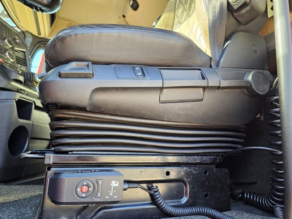 Fahrzeugabbildung Mercedes-Benz 2542 Actros ,2. Achse Liftachse,Klima-Automat, 2