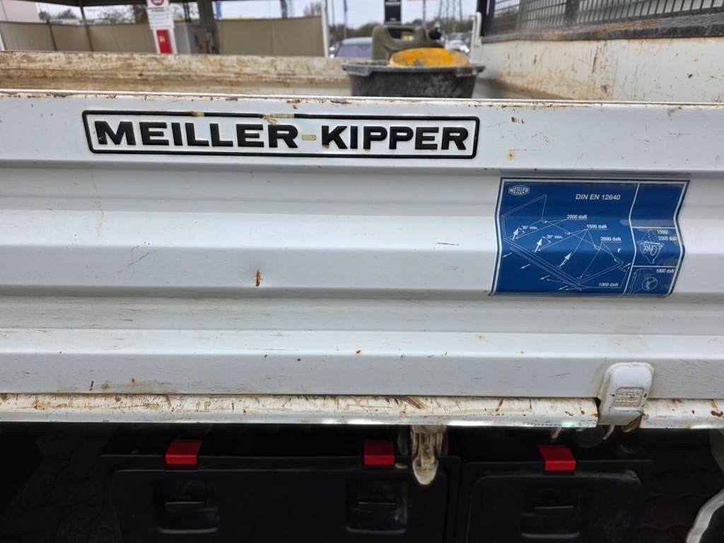 Fahrzeugabbildung Iveco 70C18 3-Seiten-Kipper, AHK, Klima