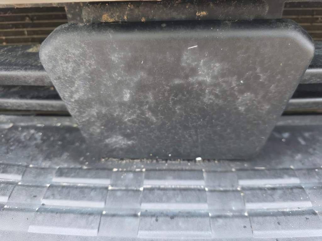 Fahrzeugabbildung Iveco 70C18 3-Seiten-Kipper, AHK, Klima