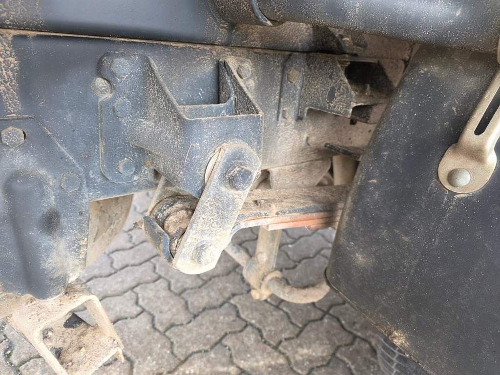 Fahrzeugabbildung Iveco 70C18 3-Seiten-Kipper, AHK, Klima