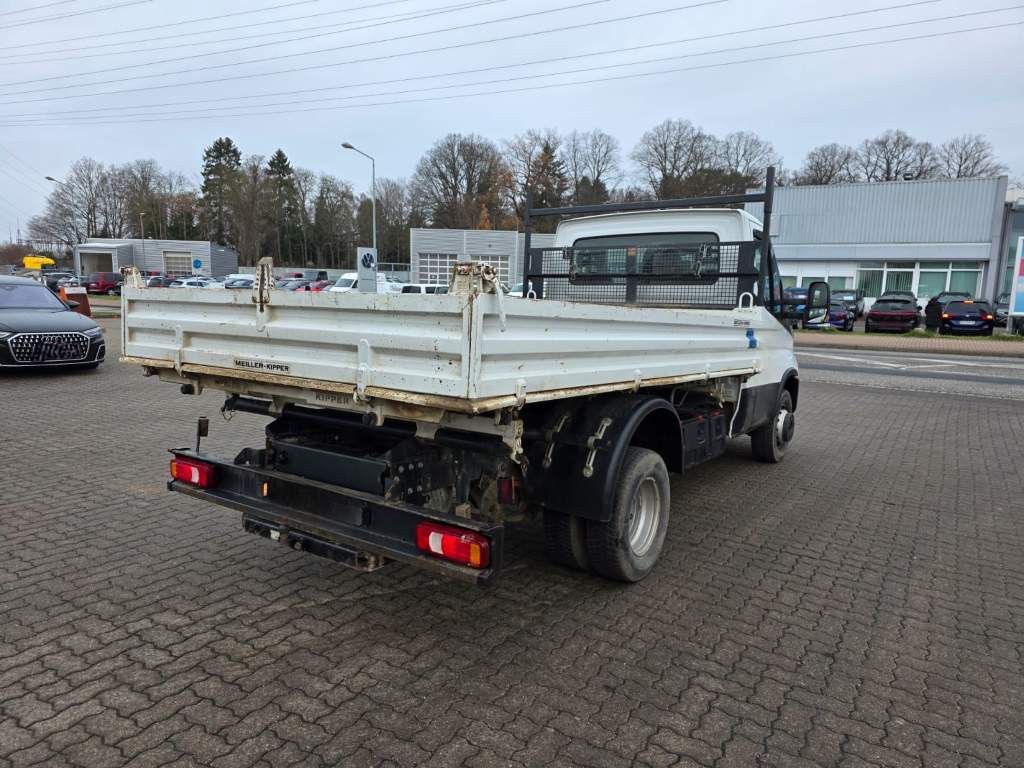 Fahrzeugabbildung Iveco 70C18 3-Seiten-Kipper, AHK, Klima
