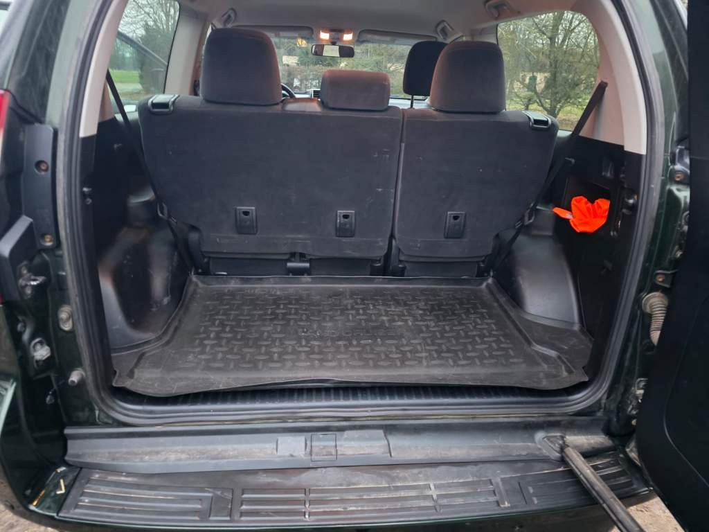 Fahrzeugabbildung Toyota Land Cruiser 3.0 D-4D, Klima, AHK