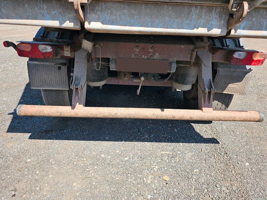 Fahrzeugabbildung Carnehl ca. 44 cbm Getreidekipper, Lift, BPS, kornschieb