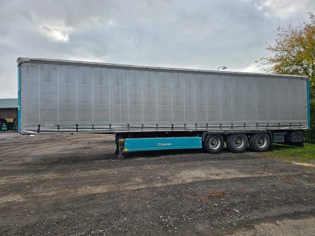 Fahrzeugabbildung Krone Gardine Standard, Plaettenkasten, Liftachse