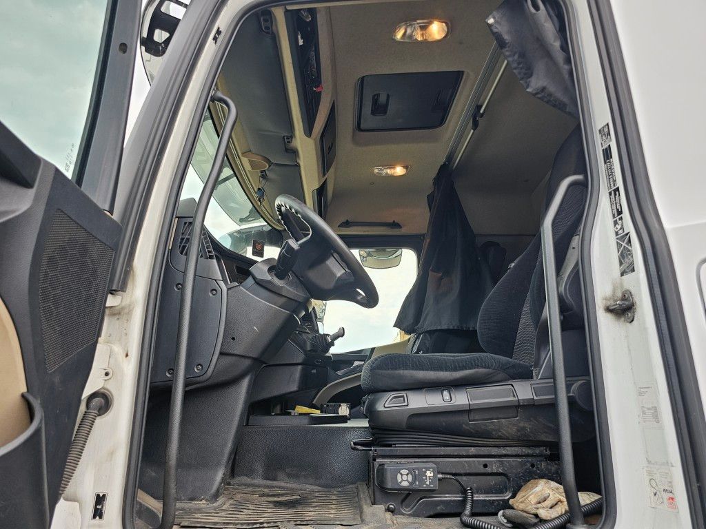 Fahrzeugabbildung Mercedes-Benz 2545 BDF Twistlook, Klima, Euro 6, 2 x AHK