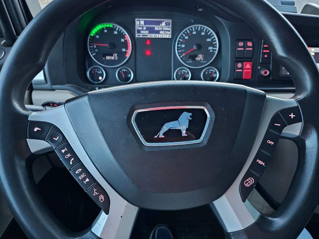 Fahrzeugabbildung MAN 18.460 TGX XXL, 2 Kreis-Hydr.,Alufelgen,Standard