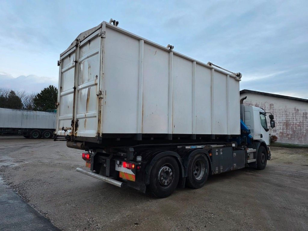 Fahrzeugabbildung Volvo FE 320 6x2/4 Abroller mit Cont. + Kran HMF 1820