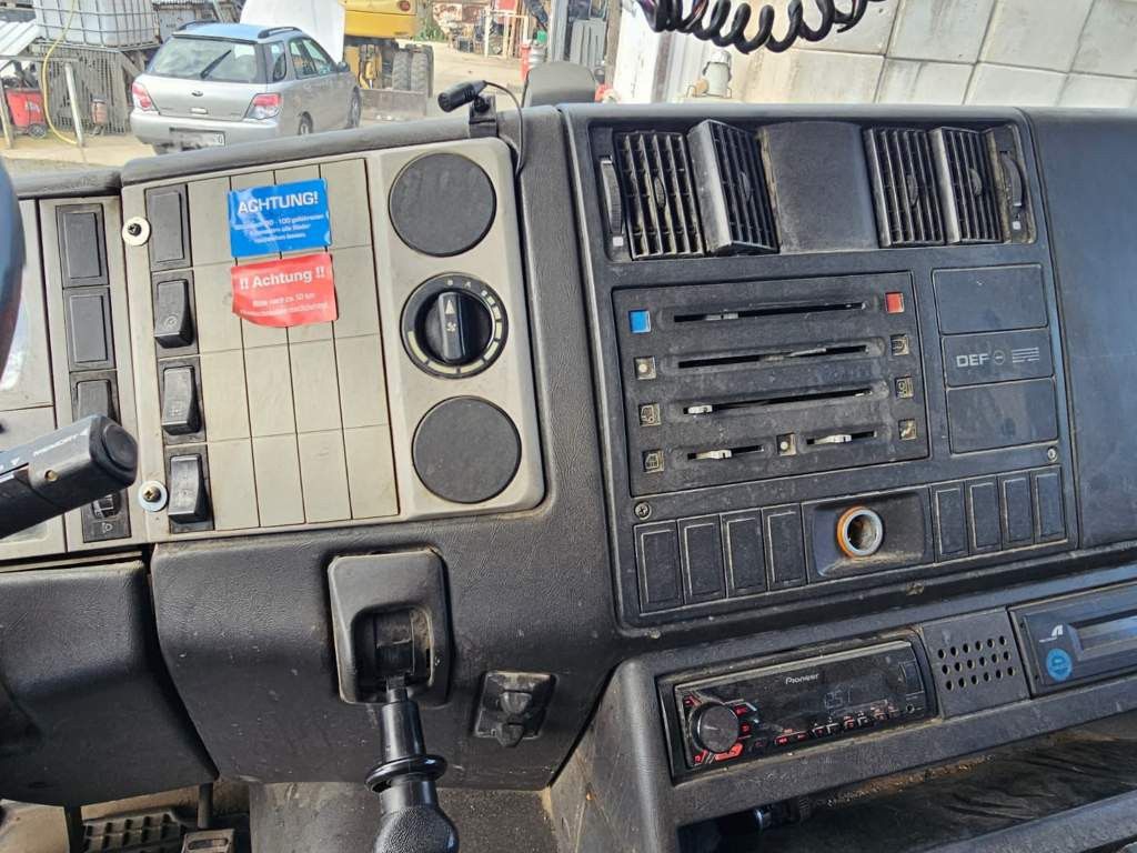 Fahrzeugabbildung MAN 26.293 6x4 Betonmi. 8 cbm Intermix Trommel v2001