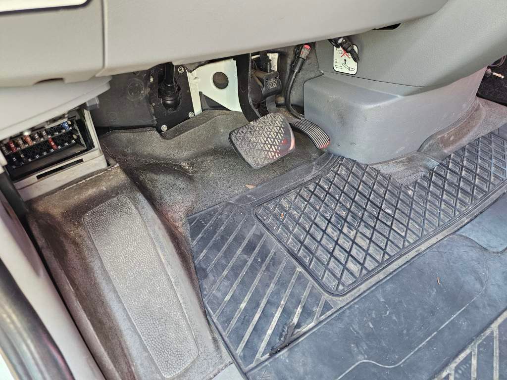 Fahrzeugabbildung Mercedes-Benz Transfer 45, Sprinter 516 CDI, hydr. Tür, 16+1