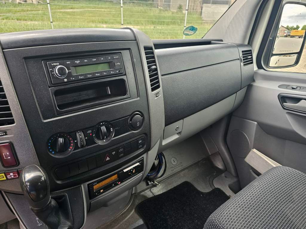 Fahrzeugabbildung Mercedes-Benz Transfer 45, Sprinter 516 CDI, hydr. Tür, 16+1