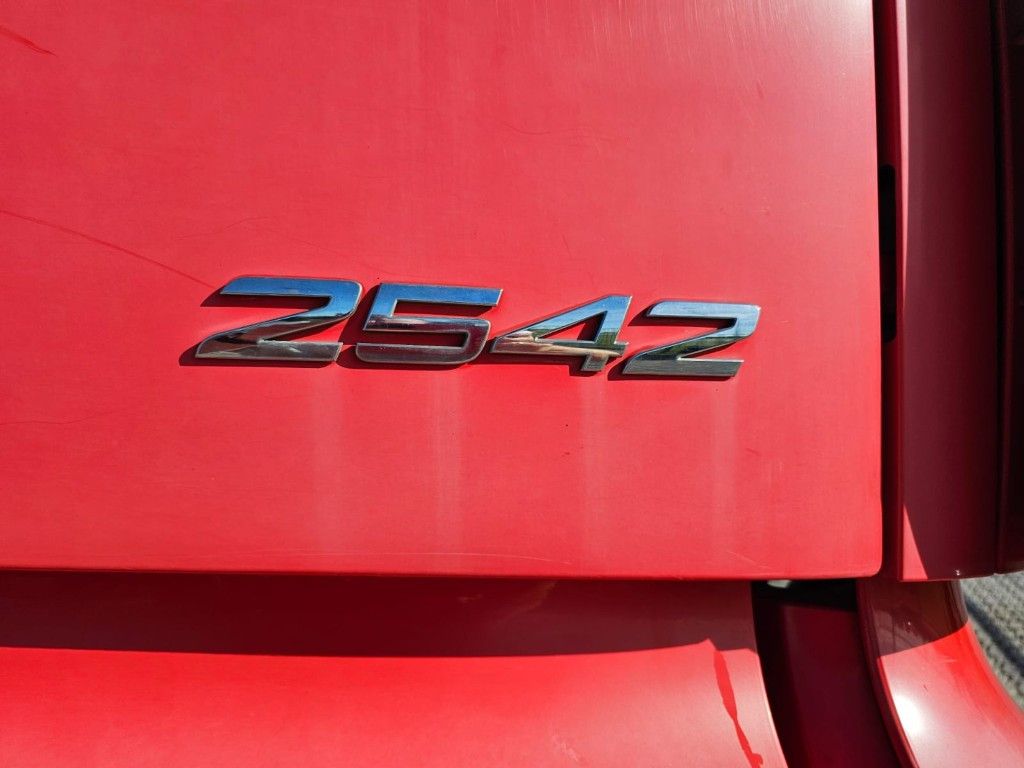 Fahrzeugabbildung Mercedes-Benz 2542 Actros ,2. Achse Liftachse,Klima-Automat, 2