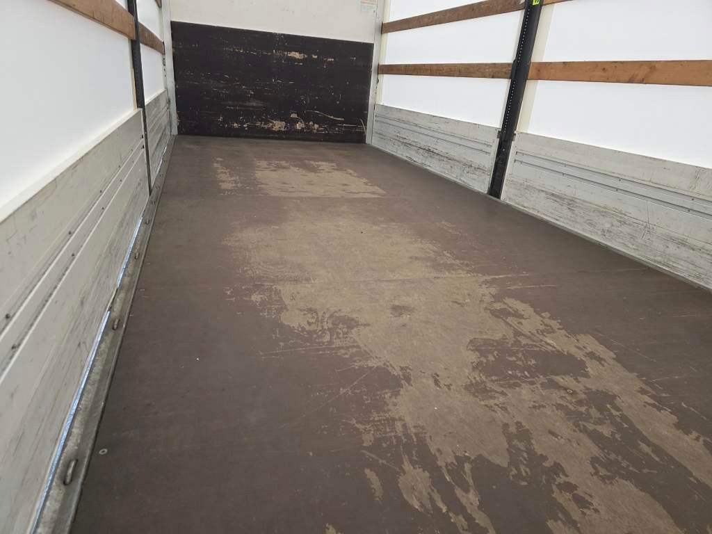 Fahrzeugabbildung DAF LF 170 Gardine, wie neu, nur 82 TKM Original !