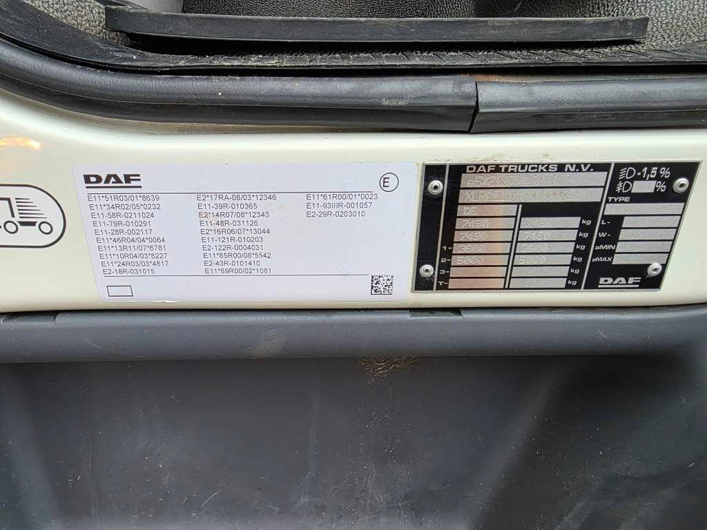 Fahrzeugabbildung DAF LF 170 Gardine, wie neu, nur 82 TKM Original !