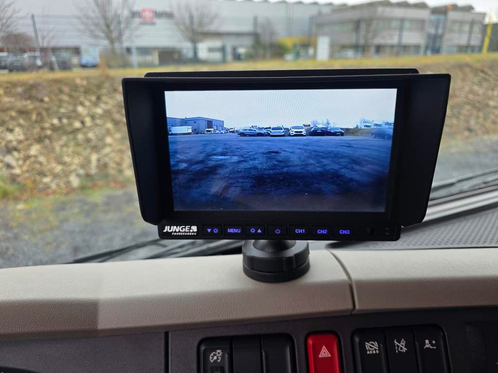 Fahrzeugabbildung DAF LF 170 Gardine, wie neu, nur 82 TKM Original !