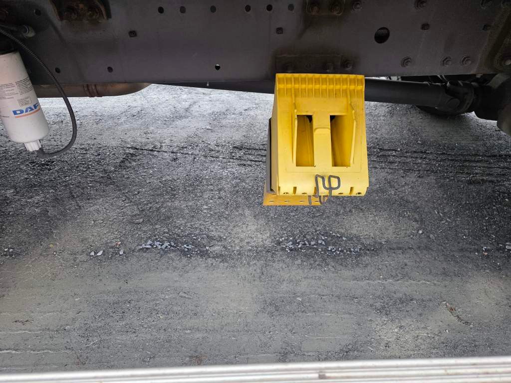 Fahrzeugabbildung DAF LF 170 Gardine, wie neu, nur 82 TKM Original !