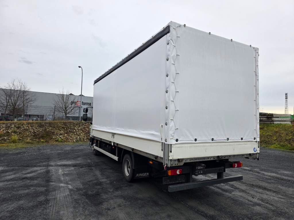 Fahrzeugabbildung DAF LF 170 Gardine, wie neu, nur 82 TKM Original !