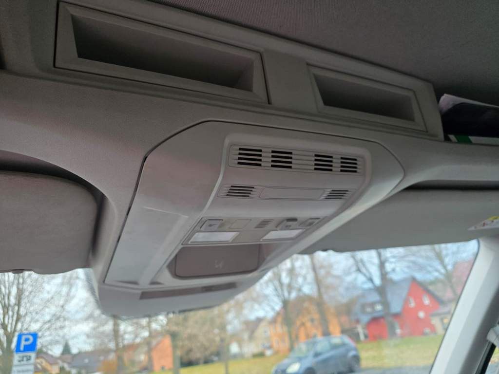 Fahrzeugabbildung MAN TGE 3.180 Koffer mit Ladebordwand, Klima, AHK