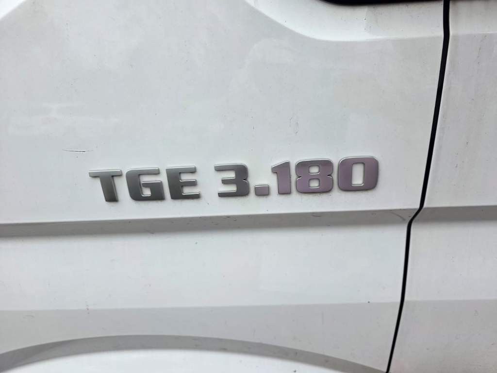 Fahrzeugabbildung MAN TGE 3.180 Koffer mit Ladebordwand, Klima, AHK