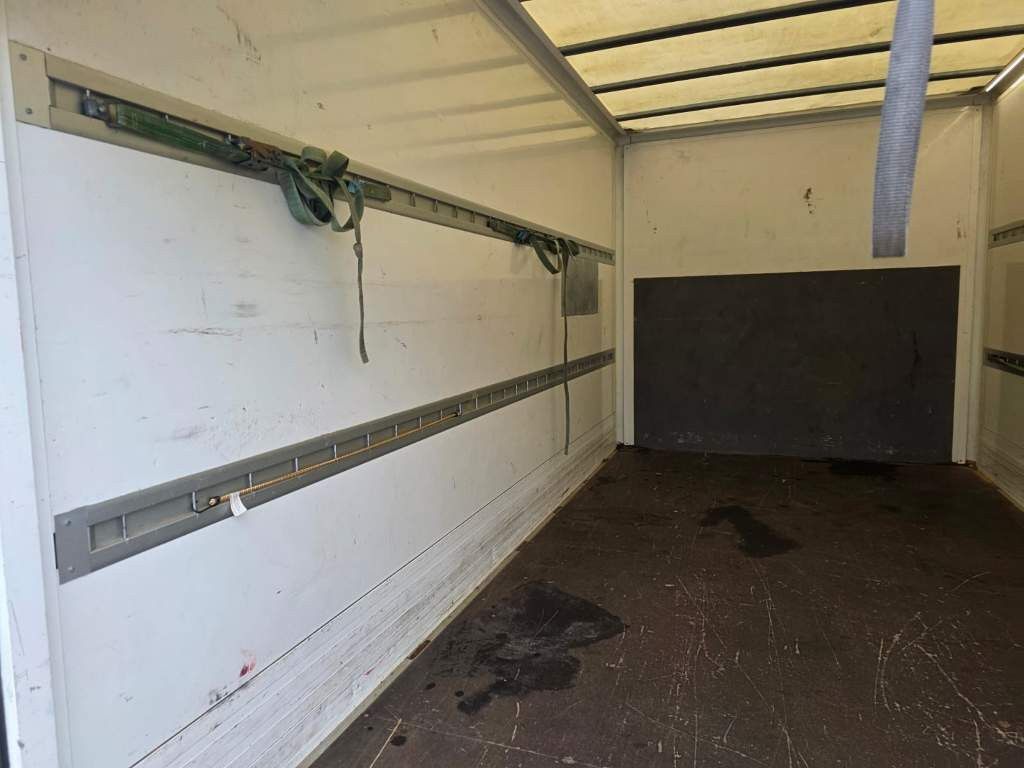 Fahrzeugabbildung MAN TGE 3.180 Koffer mit Ladebordwand, Klima, AHK