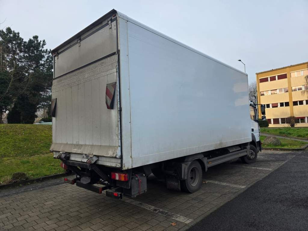 Fahrzeugabbildung Mercedes-Benz 816 Koffer, Ladebordwand, viel in 2025 repariert