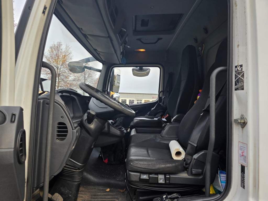 Fahrzeugabbildung Mercedes-Benz 816 Koffer, Ladebordwand, viel in 2025 repariert