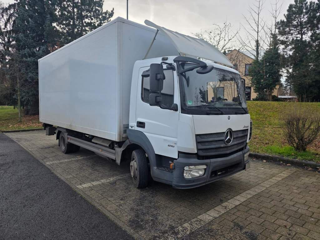 Fahrzeugabbildung Mercedes-Benz 816 Koffer, Ladebordwand, viel in 2025 repariert