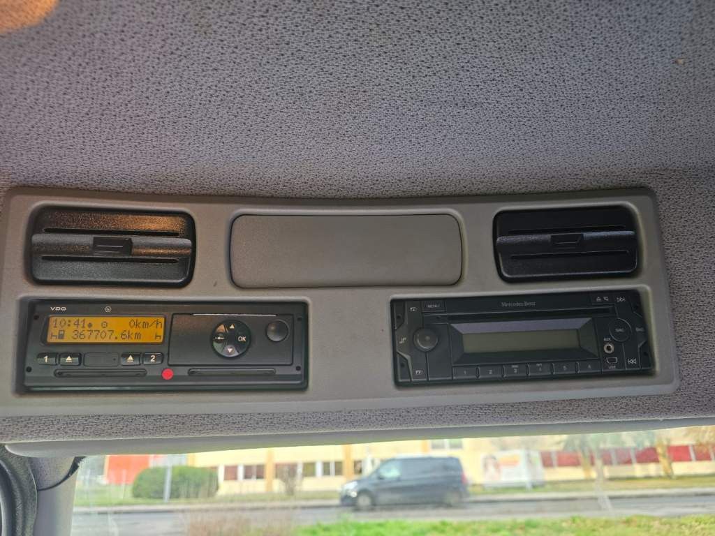 Fahrzeugabbildung Mercedes-Benz 816 Koffer, Ladebordwand, viel in 2025 repariert