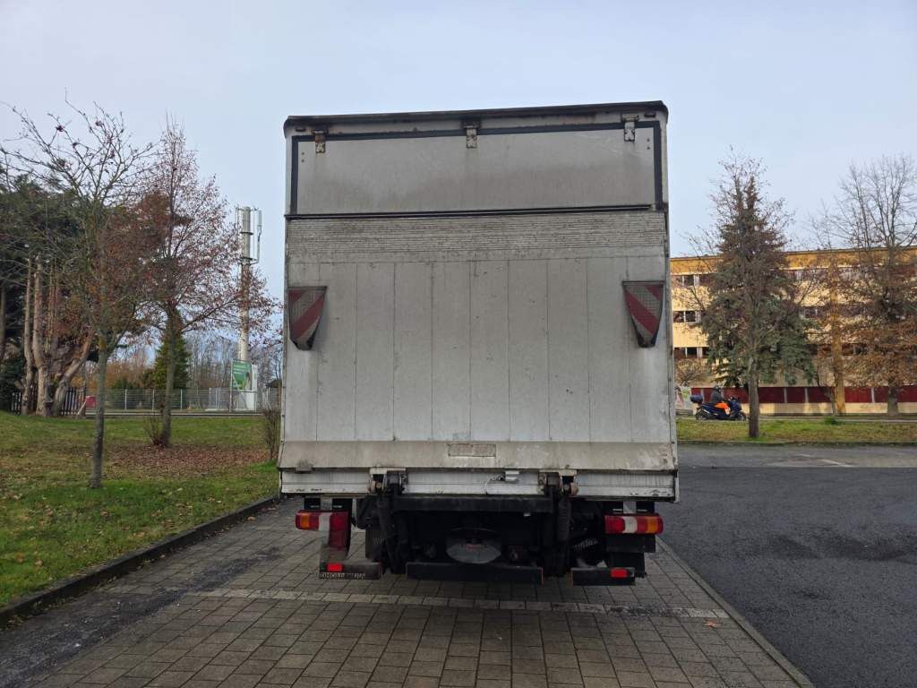 Fahrzeugabbildung Mercedes-Benz 816 Koffer, Ladebordwand, viel in 2025 repariert