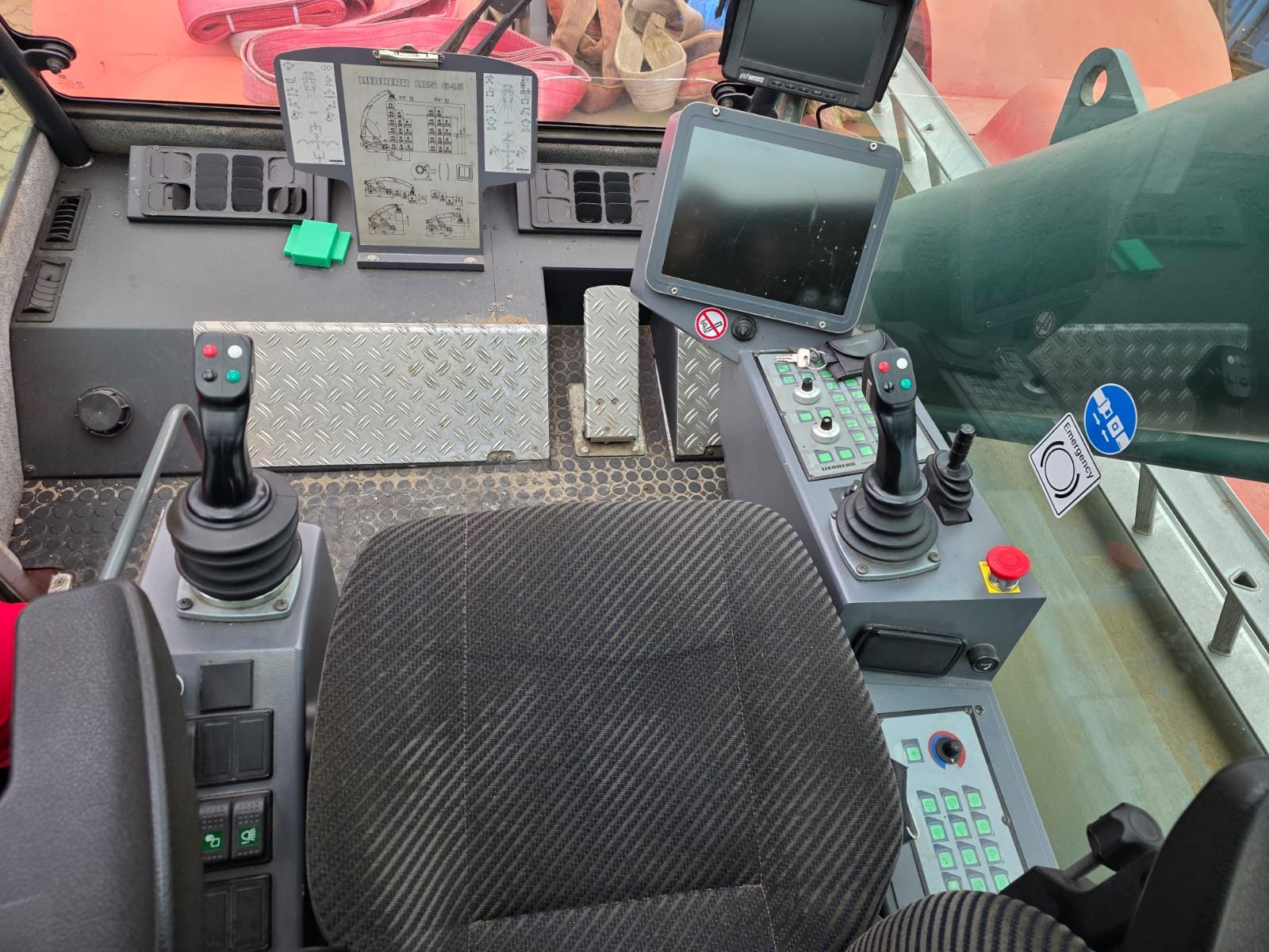 Fahrzeugabbildung Liebherr LRS V645 Reachstacker/ Containerlader