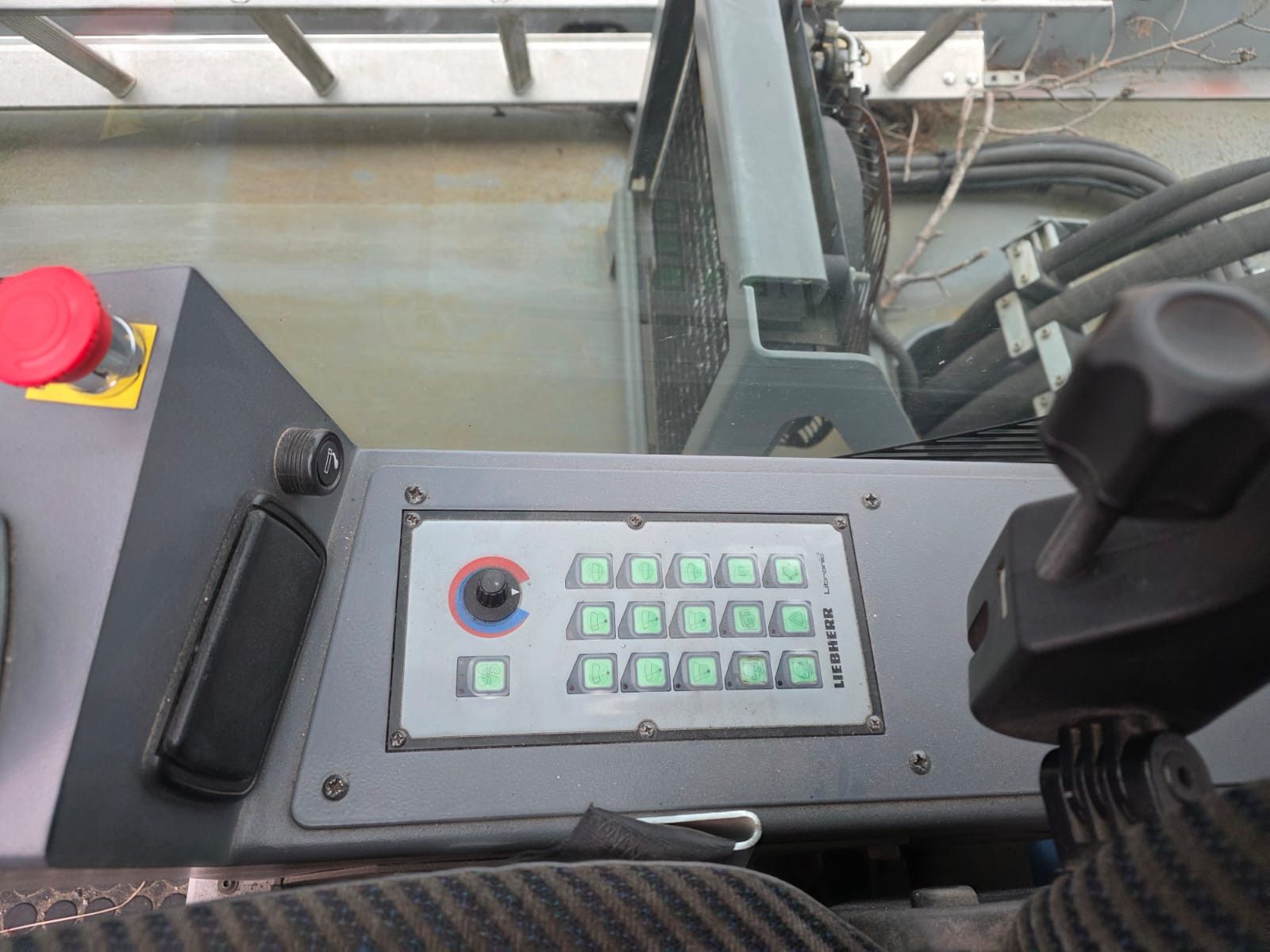 Fahrzeugabbildung Liebherr LRS V645 Reachstacker/ Containerlader