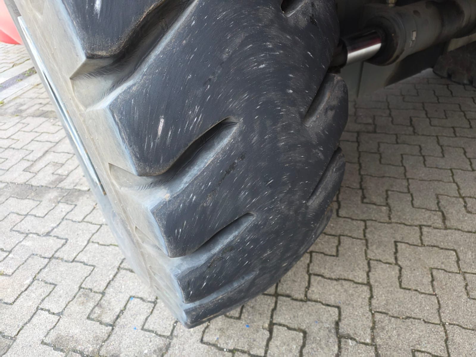 Fahrzeugabbildung Andere Liebeherr LRS V 645 Reachstacker/ Contlader