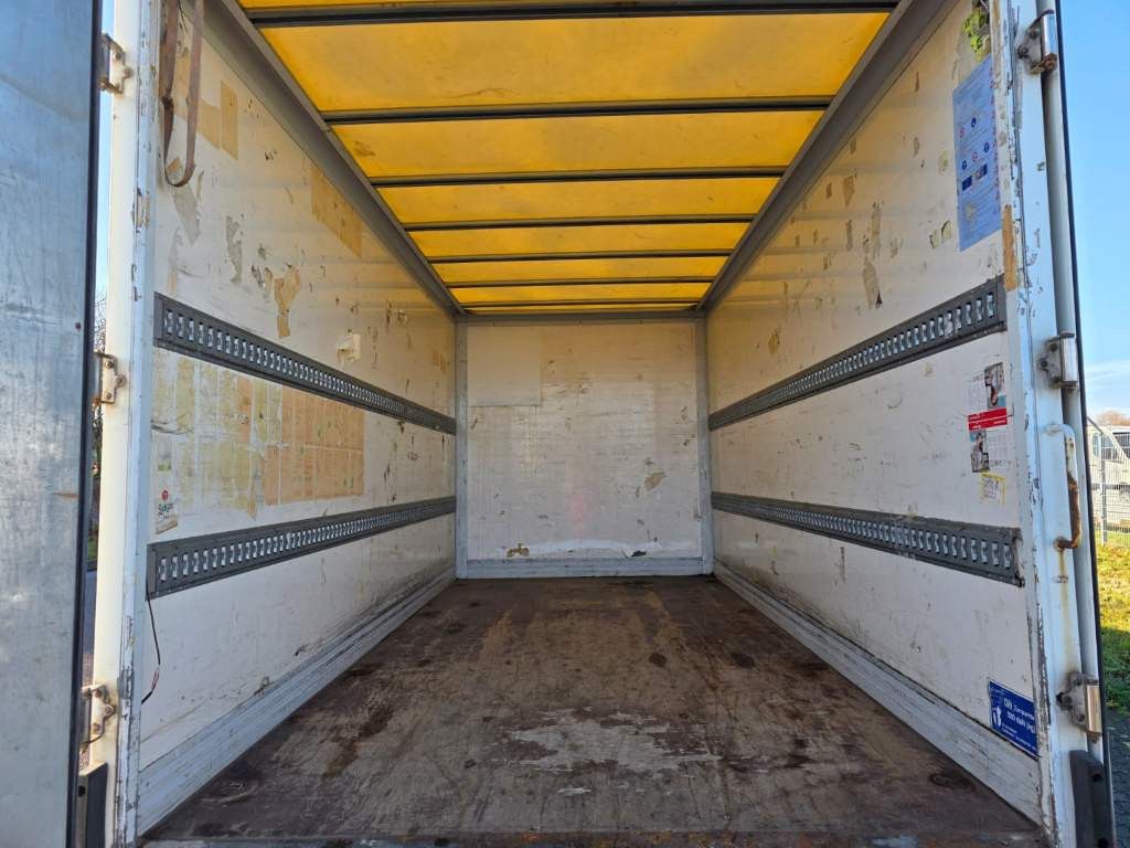 Fahrzeugabbildung Iveco 35S15/ 35-150 Koffer, Klima, manuelle Schaltung