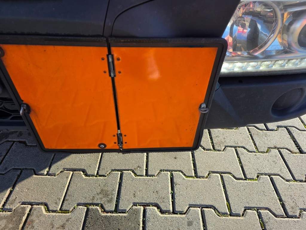 Fahrzeugabbildung Iveco 80-220 Eurocargo, Gardine, Ladebordwand, 1.Hand